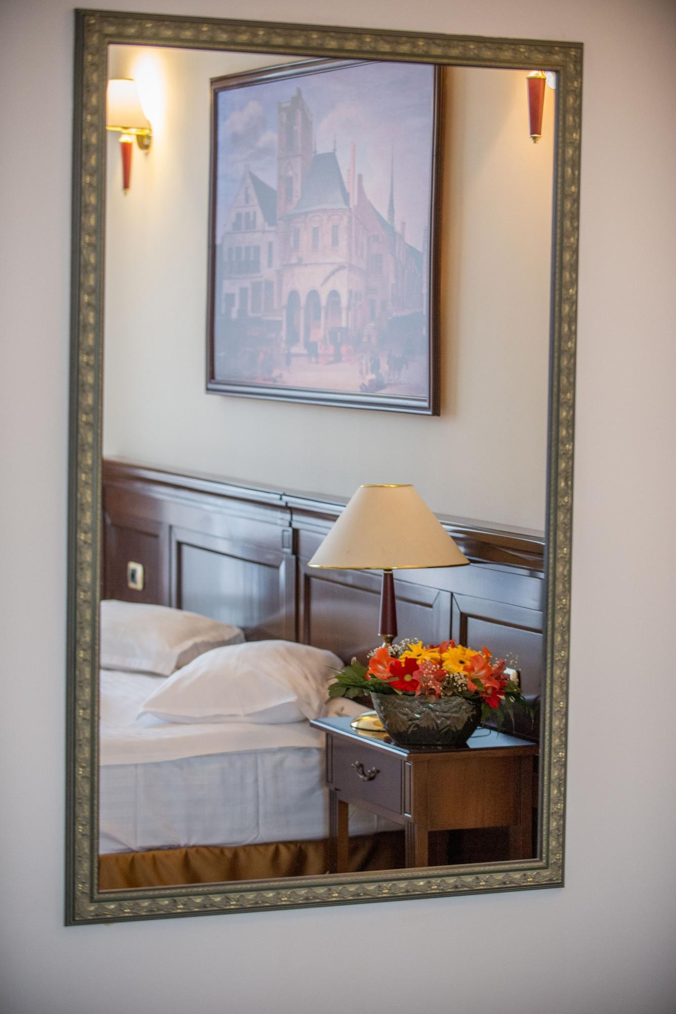 Hotel Rexton Craiova Eksteriør billede