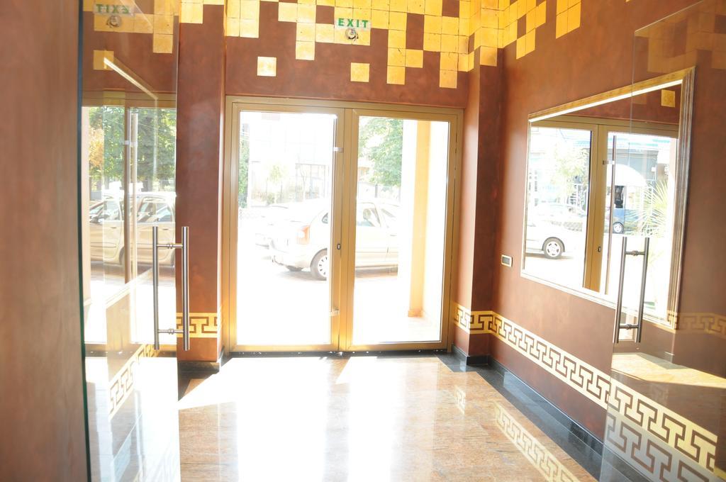 Hotel Rexton Craiova Eksteriør billede