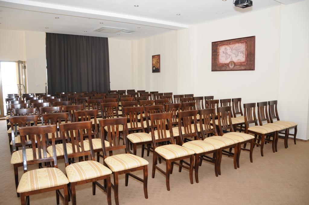 Hotel Rexton Craiova Eksteriør billede